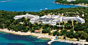 160 POREČ Hotel LAGUNA MATERADA DIEŤA DO 12 ROKOV ZDARMA / PRIAMO NA I /1 + 1 / WI-FI / ANIMÁCIE Hotel sa nachádza v stredisku Laguna Materada, neďaleko Špadiči.