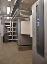Příklad vnitřní instalace Soubor 3 bytových domů Dalejka - Praha 5 2 tepelných čerpadel Alpha-InnoTec LW 25 Tepelná energie s budoucností!