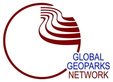 Obrázek 1: Logo Světové sítě geoparků UNESCO Zdroj: www.globalgeopark.