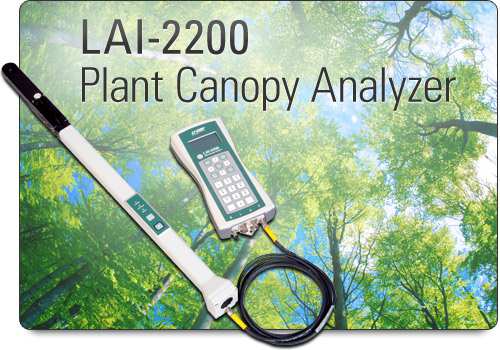 Index listové plochy (LAI) byl měřen pomocí přístroje LAI-2200 Plant Canopy Analyzer (LI-COR, USA) Foto 3.