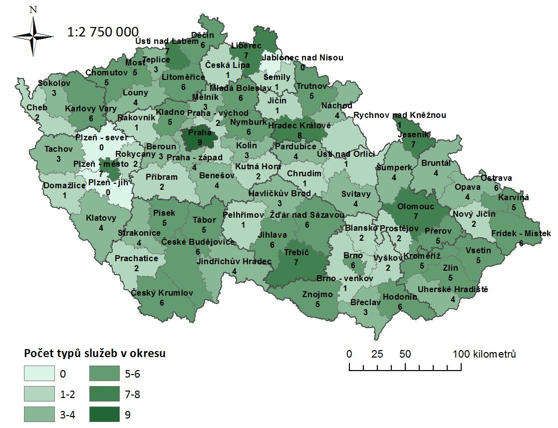 Mapa 8-3: Aktuální počet typů adiktologických služeb podle okresů ČR Jednotlivé zdroje dat poskytují v podstatě různé pohledy na tutéž síť služeb, resp.