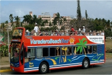 BRISAS DEL CARIBE 4**** Tento hotel se nachází na krásné bílopísčité pláži na Varaderu, obklopen tropickou zahradou s kokosovými palmami.