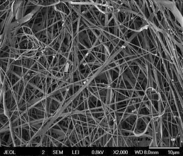 Vlastnosti elektrostaticky zvlákněných nanovlákenných vrstev - Velký specifický povrch - Vysoká porozita - Malá