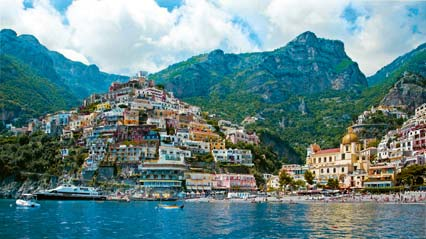 058 POSITANO Hotel IL COVO DEI SARACENI PRIAMO NA I / WI-FI / WELLNESS / PRE DOSPELÝCH Luxusný hotel leží v jednom z najčarovnejších miest na amalfitánskom pobreží, v Positane.