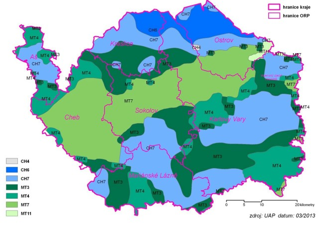 Krlovrský krj je po krji Libereckém druhým ejmeším svou rozlohou 3314 km² zujímá 4,2 % rozlohy ČR. Lesí pozemky 1 44 km² předstvují podíl 43 %, tj.