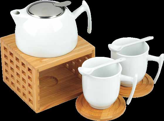 Manipur 0510100SA3 Vychutnajte si krásne chvíle pri čaji s luxusnou čajovou súpravou, ktorá jemne kombinuje porcelán, drevo a kov.