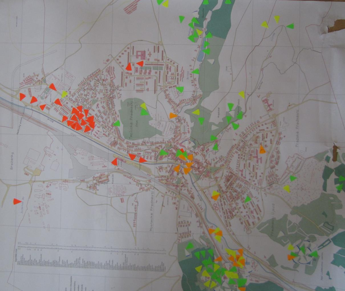 Bílá Bílých značek bylo v mapě relativně méně. Všechny se koncentrovaly do lázeňské části Bíliny.