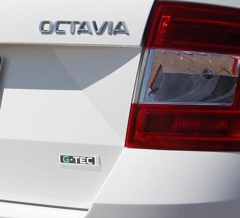 GreenProdukt - Ekologicky šetrné produkty Octavia s pohonem na zemní plyn ekologické řešení mobility Zahájení výroby nové Octavie G-TEC - v 05/2014 Plán výroby 600 vozů pro