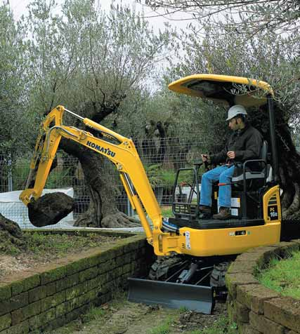 7 Minirýpadla Příklady použití Stavebnictví: Silniční práce Pokládání potrubí a kabelů Výstavba domů Výkopy příkopů Demolice (hydraulické kladivo) Terénní úpravy Manipulace se