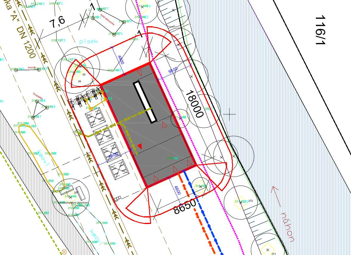 - S, J fasáda objektu: o stanoveno na základě: l PÚ = 8,68m, h PÚ = 3,00m, p o = 100% Odstupová vzdálenost je d = 4,80m, d = 2,80m, ds = 1,40m Odstupová vzdálenost od hořících částí objektu: Na