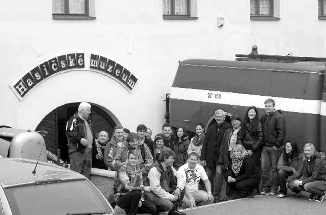 2/2013 strana 11 GESS s.r.o.hranice a spoleãnosti Záhoran a.s. V echovice. U dûtí jednoznaãnû zvítûzil program, kter pro nû pfiipravil místní spolek dobrovoln ch hasiãû.