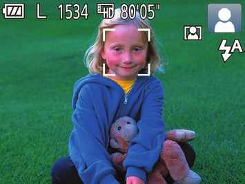 Přidání razítka data Fotoaparát může přidat datum a čas pořízení do pravého spodního rohu snímků.