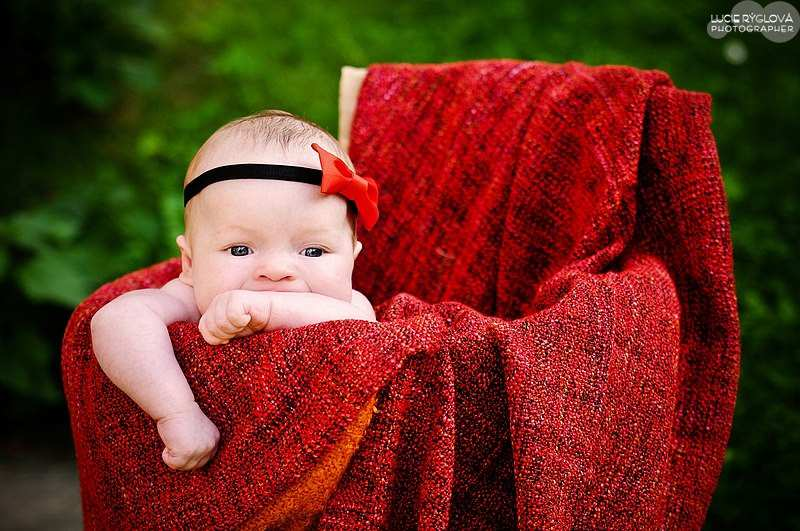 Balíček pro těhotné Je kombinací těhotenského focení (exteriér/ateliér) a newborn focení za zvýhodněnou cenu. Sleva 300-500 Kč oproti objednání každé služby zvlášť.