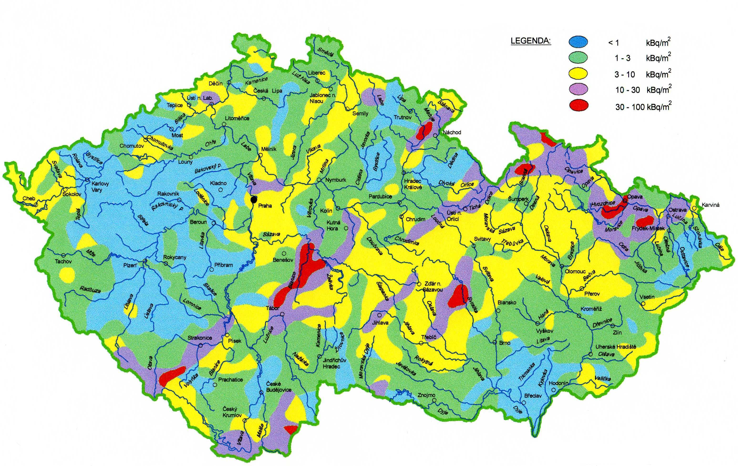 Obr. 6 Mapa plošné aktivity 137 Cs v půdě (kbq/m 2 ) po havárii jaderné elektrárny v Černobylu v roce 1986 včetně příspěvku 137 Cs z testů jaderných zbraní podle Hanslík (1998b) Atlas (1998) uvádí