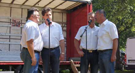 PODJETJE SMO LJUDJE Folklorno društvo Oglarji Šoštanj (foto: Tadeja Mravljak Jegrišnik) energetske potrebe, mi tukaj pa smo pripravljeni z njim živeti še naslednja desetletja.