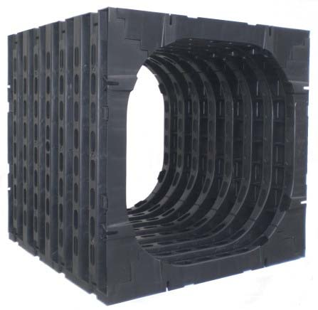 ENREGIS / X-Box je zcela unikátní. Unikátnost systému spočívá ve výškově modifikovaných blocích, standardní výšky v rozmezí od 10 do 80 cm s přírůstky po 5 cm.