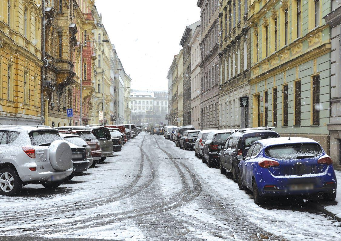 Městská část Praha 8 vás zve na VEŘEJNÉ PROJEDNÁNÍ projektové studie ulice Za Poříčskou branou a okolí u metra Florenc v Karlíně ČTVRTEK 12/1 2017 18:00 20:00 Karlínské spektrum DDM hl. m. Prahy, Karlínské nám.