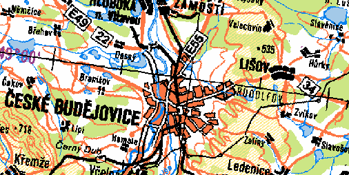 Topografická mapa 1:10 000, kde byl v zalesněných oblastech výškopis mapován geodeticky, zatímco při fotogrammetrickém mapování 1:25 000 byly vrstevnice v lesích vkreslovány jen na základě úrovně