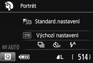 2 Fotografování portrétů Režim <2> (Portrét) zajišťuje rozmazání pozadí, aby lépe vynikla fotografovaná osoba. Zajišťuje také jemnější vzhled odstínů pleti a vlasů.