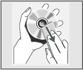 INFORMACE Čištění diskové mechaniky V případě, že přístroj není schopný bezchybně načíst CD, použijte standardní a běžně dostupné čistící CD k vyčištění optiky laseru.