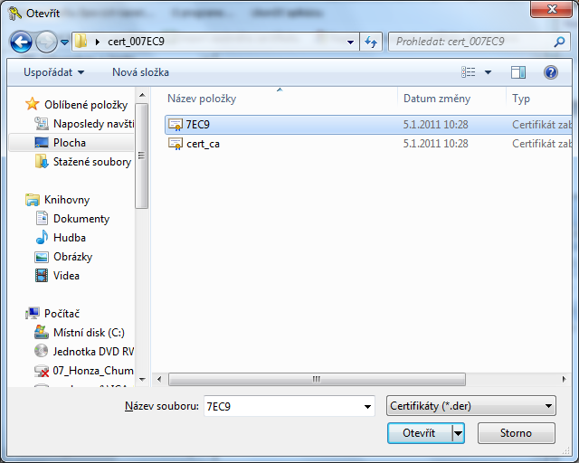 Obr.22 Výber súboru s certifikátom pre import na kartu SecureStore I.CA 7.2.3 Registrovať osobné certifikáty do Windows Voľba zaregistruje všetky osobné certifikáty z karty do osobného úloţiska vo Windows.