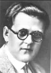 HRONSKÝ, Jozef Cíger spisovateľ, učiteľ, redaktor 23. 2. 1896 Zvolen 13. 7. 1960 Luján (Argentína) Vlastným menom Jozef Cíger. Ľudovú školu navštevoval vo Zvolene. V r.
