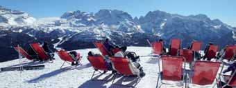 Skirama Dolomiti fantastická kombinace jednoho z bezesporu VÝHODY: nejprestižnějších italských středisek Madonna di Campiglio a nedávno nově propojeného a níže položeného Pinzola jediné místo v