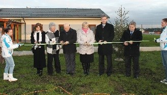 STRÁNKA 5 Otevírání nových domácností - Vincentinum Šternberk, Křižanov Konec minulého roku se nesl ve znamení slavnostních otevírání nových domácností pro uživatele sociálních služeb.