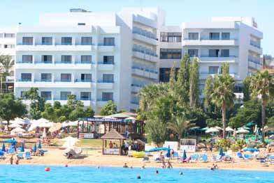 Iliada Beach Hotel **** Obľúbený hotel, zaradený do prestížnej cyperskej hotelovej siete Tsokkos, sa nachádza v centre turistického mestečka Protaras s