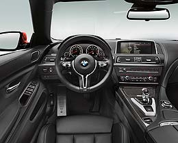 NOVÉ BMW M6: EXKLUZIVNÍ VRCHOLNÉ MODELY BMW M COUPÉ A CABRIO. Světová premiéra nového BMW M6 se blíží: Za několik týdnů bude na ženevském autosalonu (8. - 18. března) představeno nové BMW M6 Coupé.