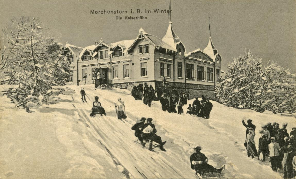 Také z iniciativy tohoto spolku byla v roce 1901 postavena na vrcholu kopce dřevěná stylová letní restaurace. Byla nazvána Kaiserhöhe na počest císaře Františka Josefa I.