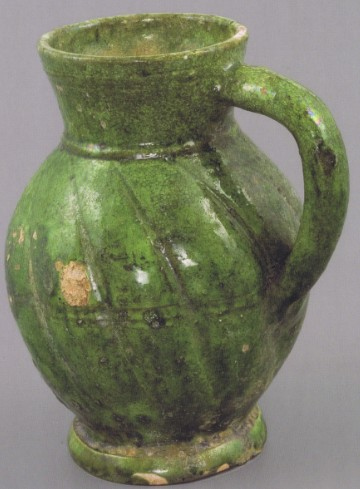 Keramika brněnského měšťana v 17. a 18. století Vít Kozák S obdobím baroka a rokoka (17. a 18. století) se u nás projevuje dokonalejší keramickou výrobou.