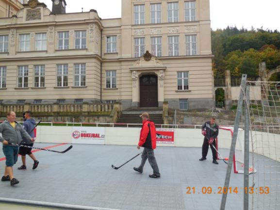 Pondělí 22. září 2014 PLAVÁNÍM K DOBRÉ KONDICI KV Arena, s. r. o.