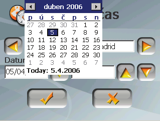 4. Pro nastavení data stiskněte šipku směrem dolů u řádku Datum. Rozbalí se kalendář.