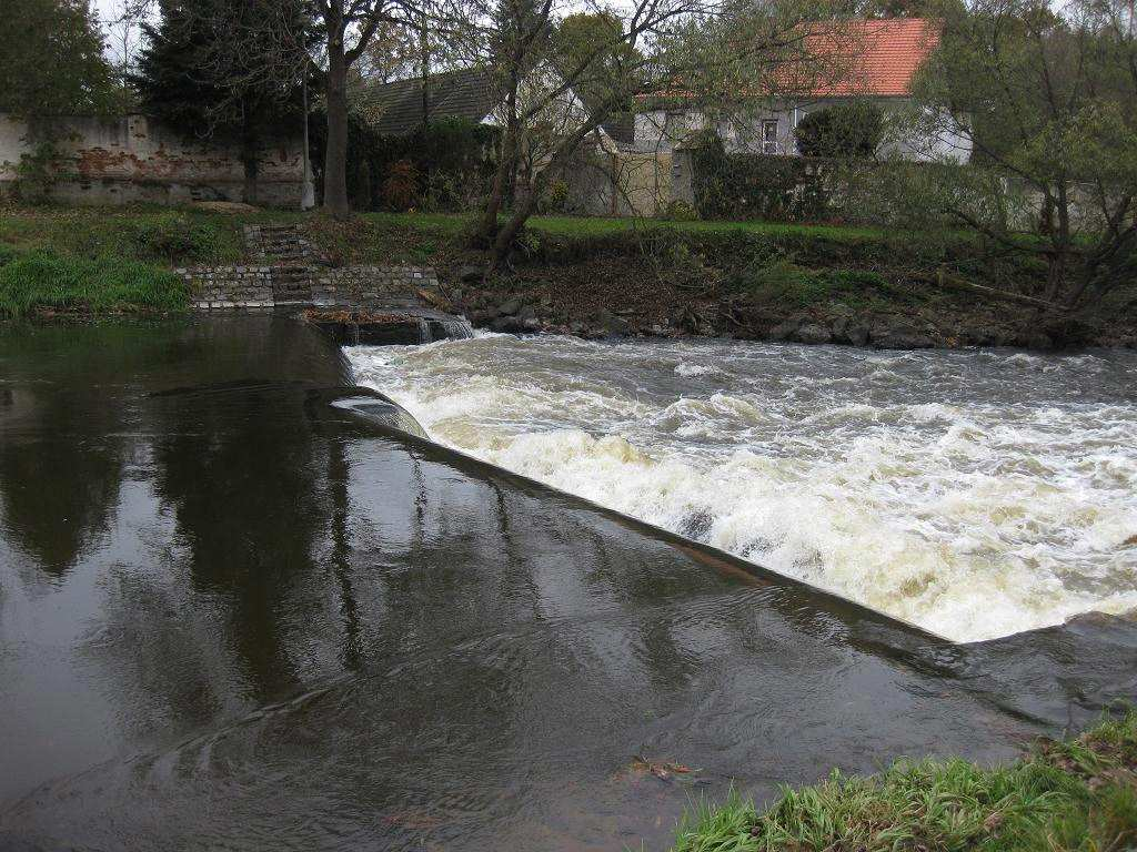 turbína ODBĚR MAX (MIN) [m3/s] 6 (?) VÝKON INSTAL.