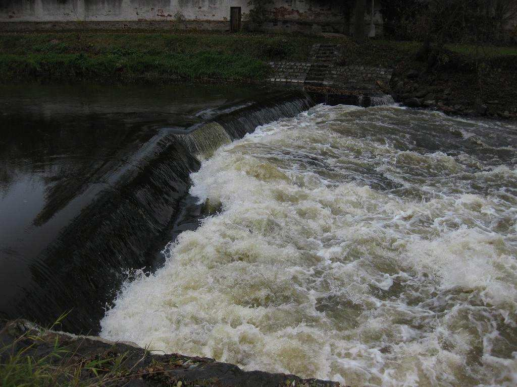 ) POZNÁMKA Od povodně 2002 nefunkční DRŽITEL LICENCE