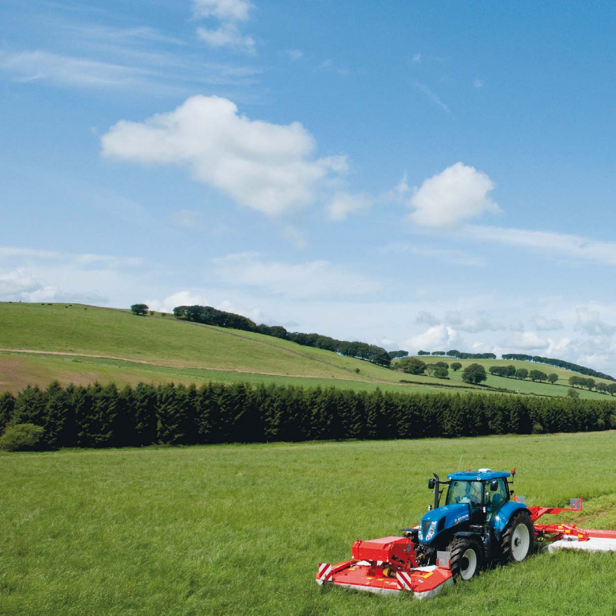 10 11 PLM NAVÁDĚCÍ SYSTÉMY NEW HOLLAND SE PŘIZPŮSOBÍ POTŘEBÁM VAŠÍ FARMY VEŠKERÁ ZAPOJENÍ PRO VÁŠ NAVÁDĚCÍ SYSTÉM JSOU PŘIPRAVENA Traktory série T7 si můžete objednat s plně integrovaným automatickým