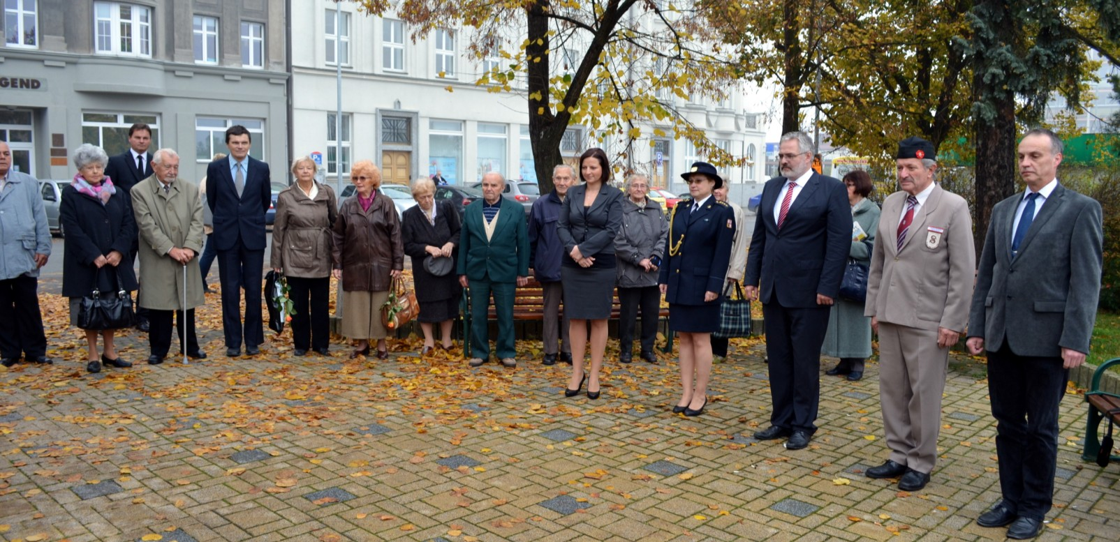 výročí vzniku samostatného československého státu. Pietní vzpomínky u pomníku věnovanému obětem 1.