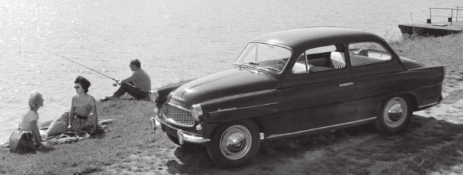 Od ledna 1961 se všechny vozy Octavia a Felicia vyráběly v modernizovaném provedení s jednotnou maskou a trojúhelníkovými křidélky na zadních blatnících, felicia se za příplatek dodávala s nově