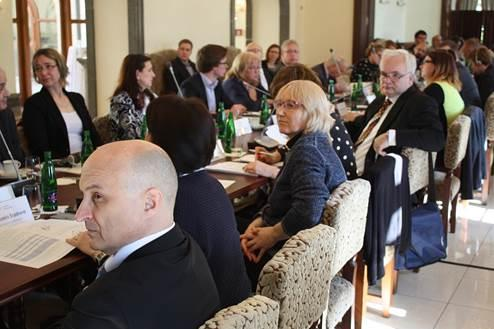 Na téma zapojení spotřebitelských organizací do systému politiky ochrany spotřebitele na evropské i národní úrovni Olga Sehnalová vystoupila na mezinárodní konferenci, kterou v Praze zorganizovala