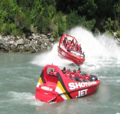 canyonu na Jet boats. Ubytovanie v Queenstown. 15. DEŇ 7.4.