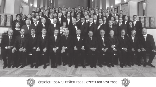 Ñ»esk ch 100 nejlepöìchì za rok 2005. SlavnostnÌmu aktu byl p Ìtomen premièr»r J. Paroubek a rada ministr ËeskÈ vl dy.
