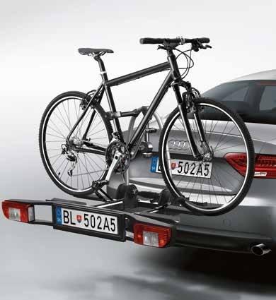 Opcia: rozširujúca sada pre tretí bicykel. Rýchla montáž vďaka jednoduchému nasúvaciemu mechanizmu. Na otvorenie batožinového priestoru možno nosič bicyklov odklopiť niekoľkými spôsobmi.