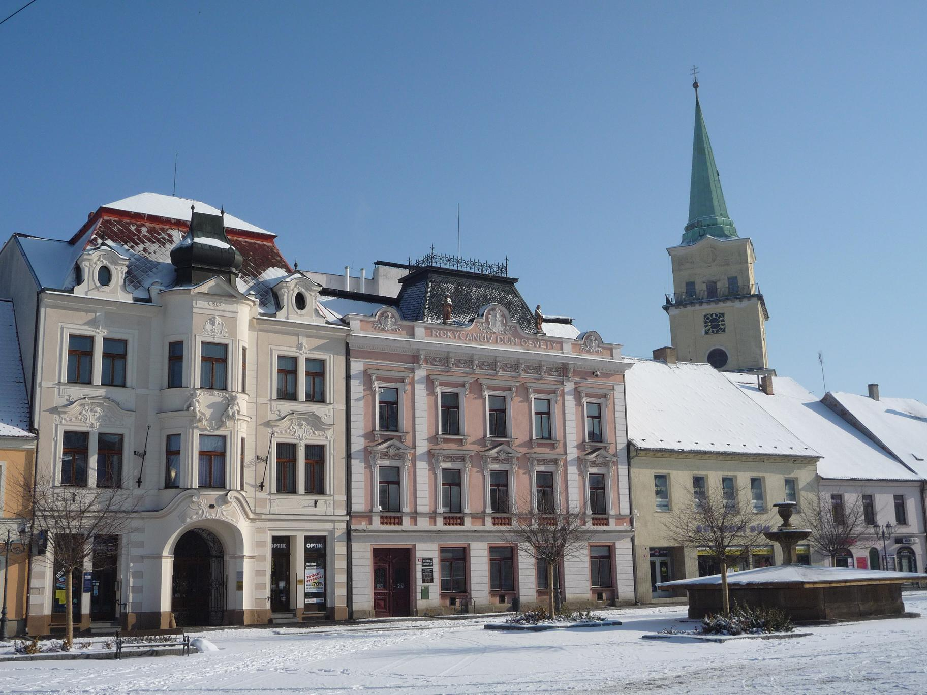 Výroční zpráva Městské knihovny v Rokycanech 05 Název organizace: Městská knihovna Rokycany Adresa: Masarykovo náměstí 8, 7 0 Rokycany