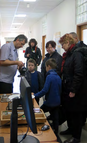 jiných materiálů pro zaměstnance ústavu, kteří se účastnili domácích i zahraničních konferencí.