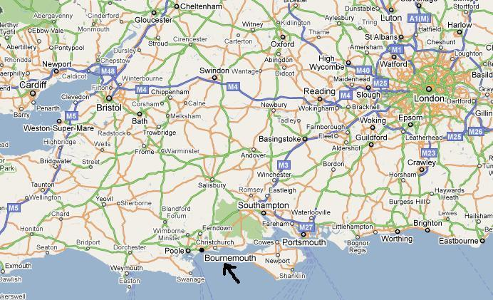 Informace o Bournemouth Bournemouth je příjemné přímořské letovisko na jižním pobřeží Anglie s 10 km krásných písečných pláží a zajímavým okolím. Doporučujeme webové stránky www.bournemouth.co.