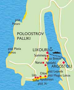 Proslulá pláž Mirtos leží pouhých 30 km severovýchodně od Lixouri.
