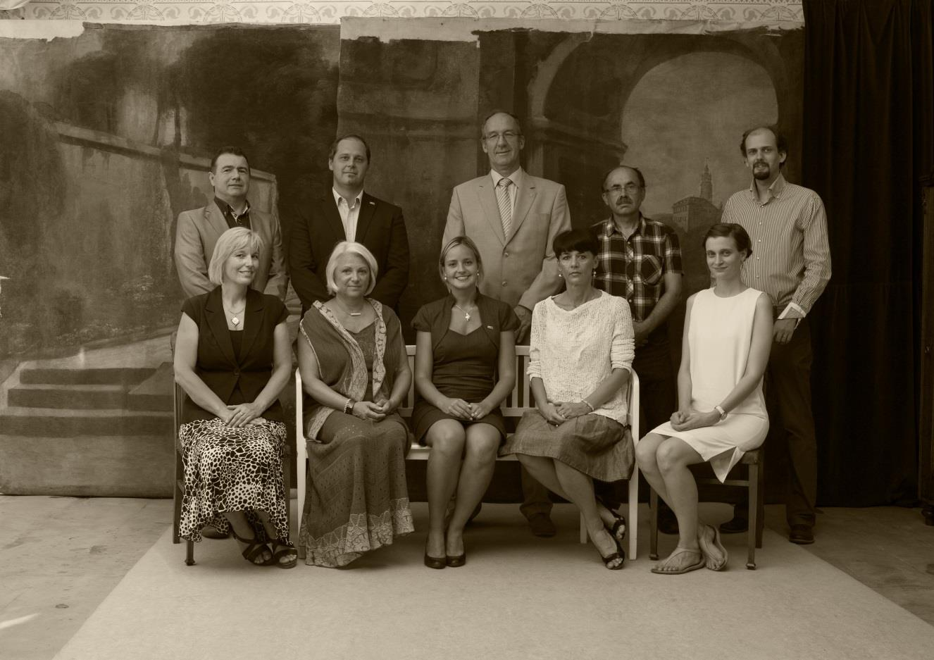 Výstava představila 220 fotografií ze stávajícího archivu musea a dalších 70, doposud nepublikovaných, laskavě zapůjčených z Böhmerwaldmusea v Pasově.