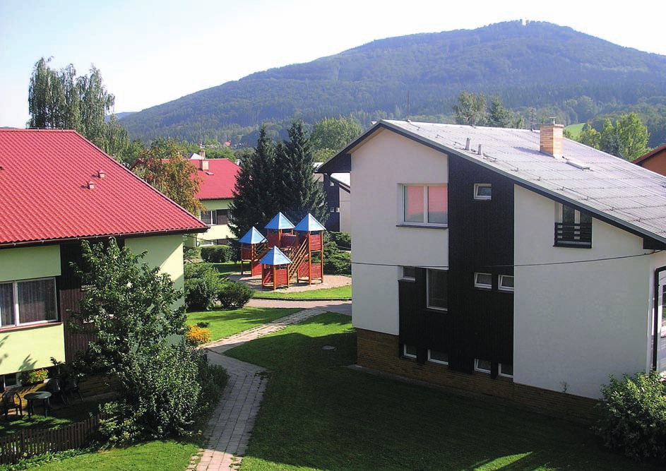 výcvik v Tatrách začátkem března v rámci jarních prázdnin, kde kromě lyžování vyrážely také na pěší túry a jednou navštívily aquapark v blízkém Popradu.