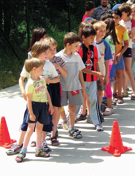 mládeže tři mladí lidé, v projektu polozávislého bydlení další tři. V novém projektu Obecné poradenství působí jedna mladá slečna.